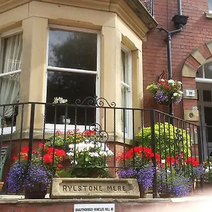 Rylstone Mere Guest house Whitby